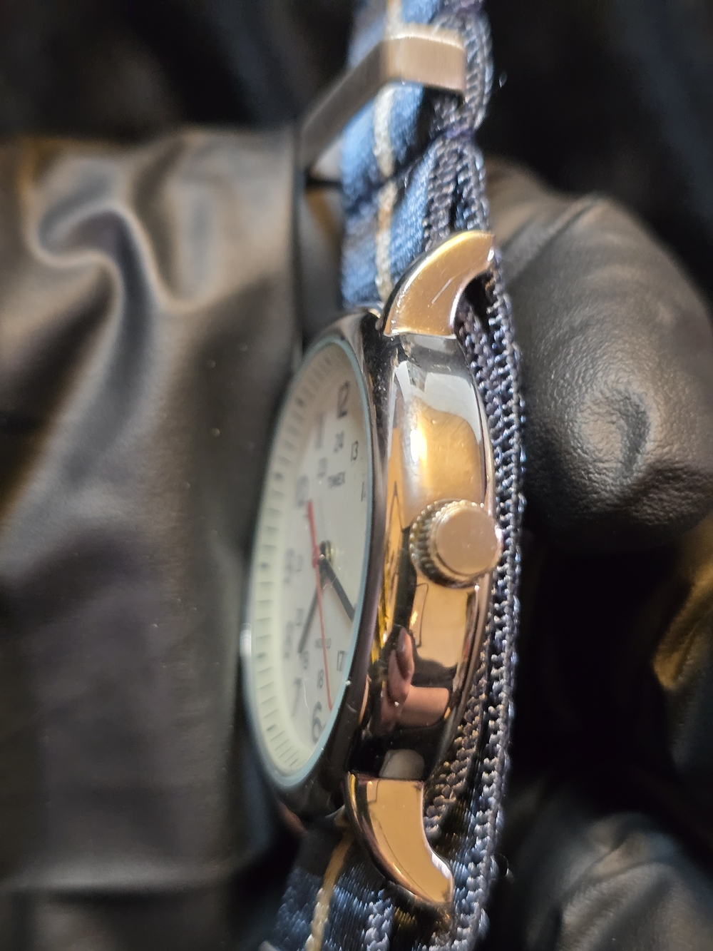 Timex Men’s Navy and Beige Strap White Dial Field Watch - Picture 3 of 6